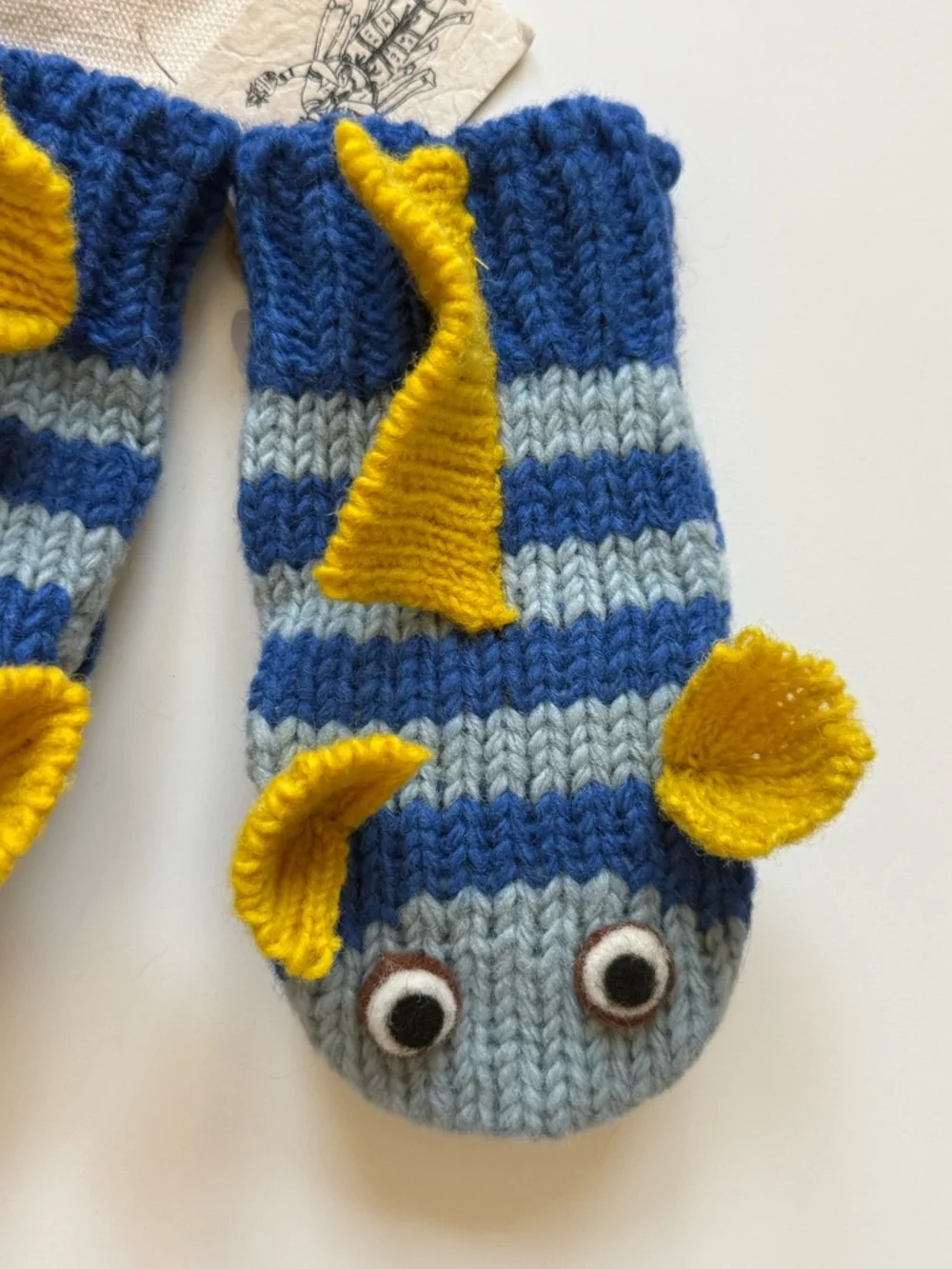 Nirvanna Designs Kids Unisex Fish Mittens - Size M (4-10Y)